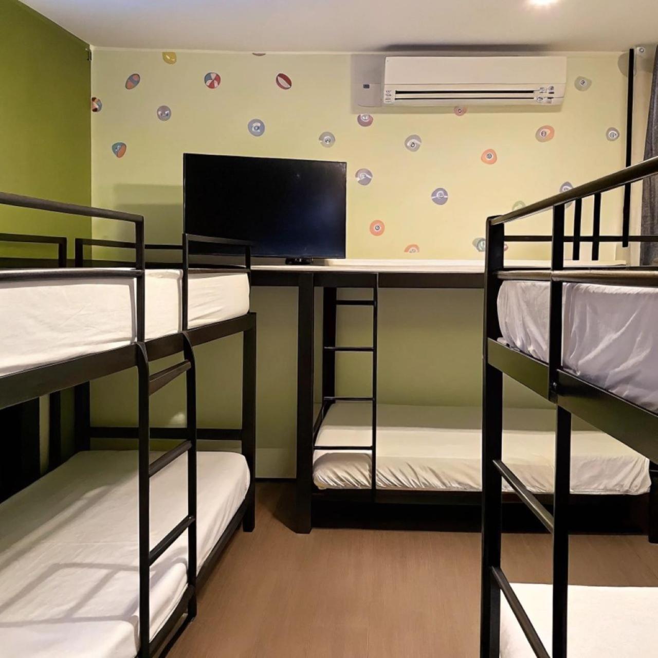 Ferienwohnung 逢甲柏斯青年旅棧 Taichung Exterior foto